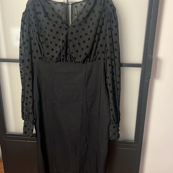 NWT Unique Vintage Swiss Dot Dress Size 1X - Picture 1 of 8